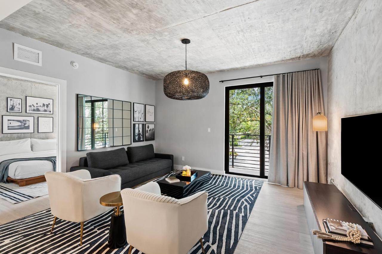 Pretty Rola 201 Luxury 1B1B W King Bed At Downtown Fort Lauderdale Exterior photo